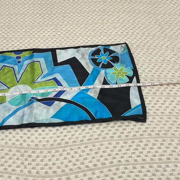 Vintage Oscar De La Renta Floral Geometric Silk Scarf - Picture 9 of 10